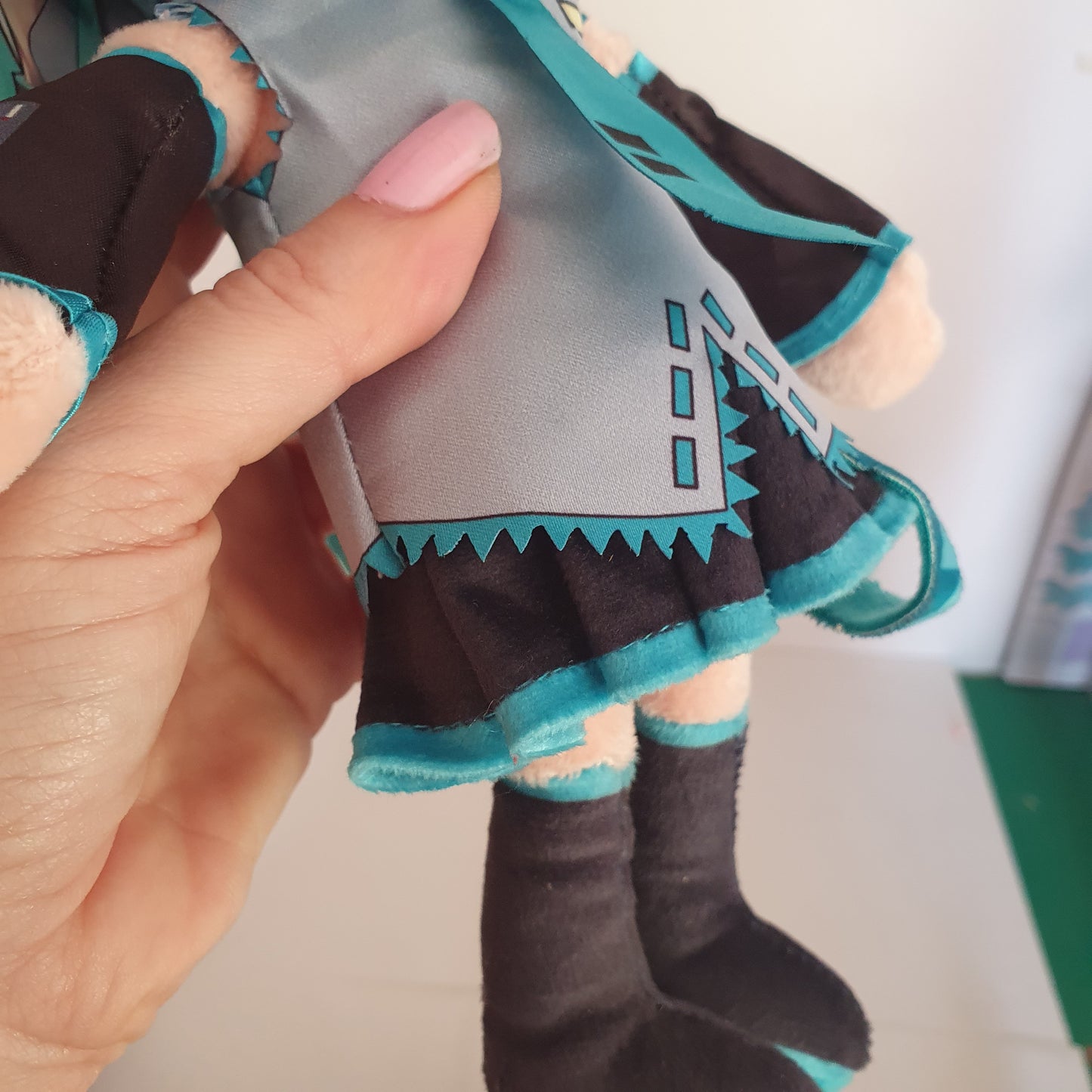 Miku peluche grande (32 cm)