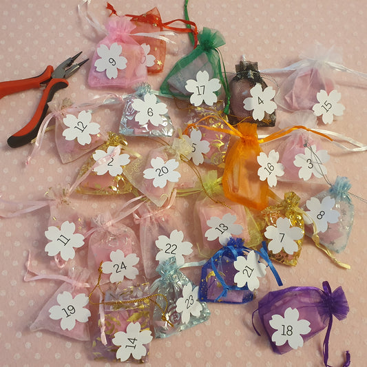 CREATIVE ADVENT CALENDAR: 24 mini jewels + FREE SHIPPING!