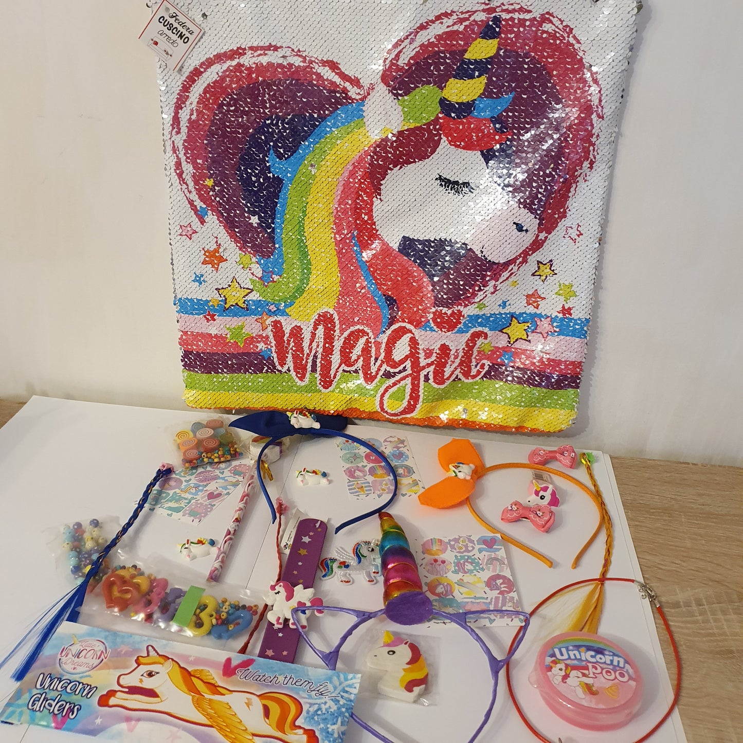MYSTERY BOX "UNICORN PILLOW" 24 SURPRISES in the PILLOW