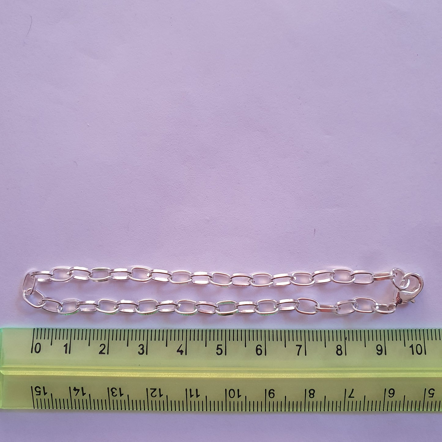 Basic oval chain bracelet