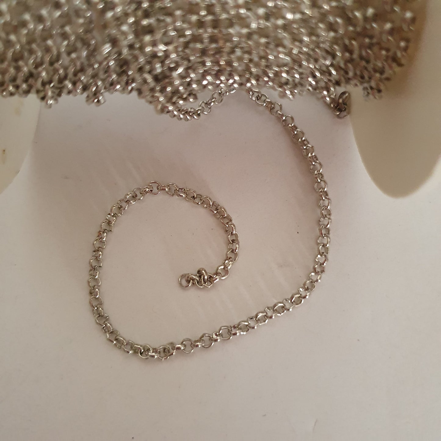 Chain to create costume jewelery - by the meter - thin models