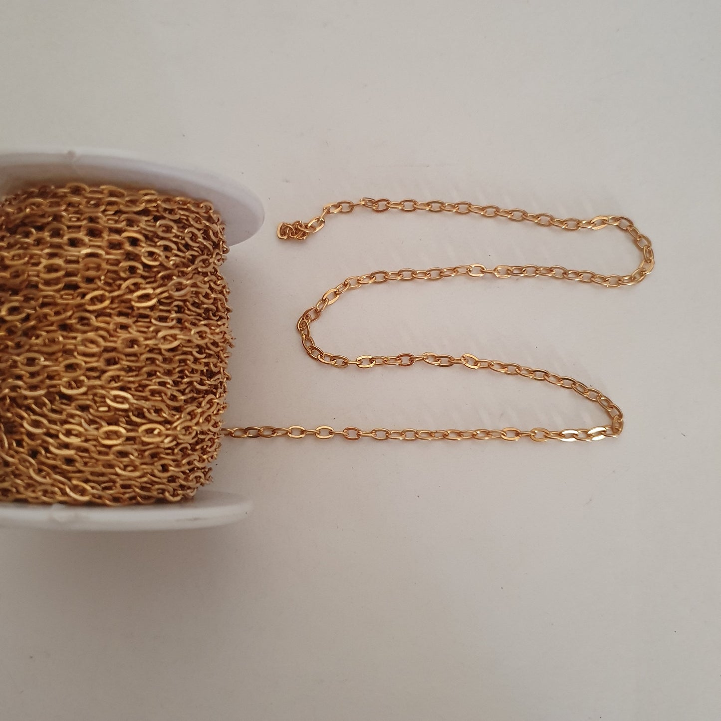 Chain to create costume jewelery - by the meter - thin models