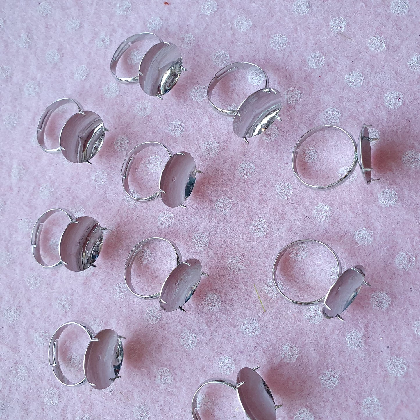 Bases for creating rings - mix 30 pieces