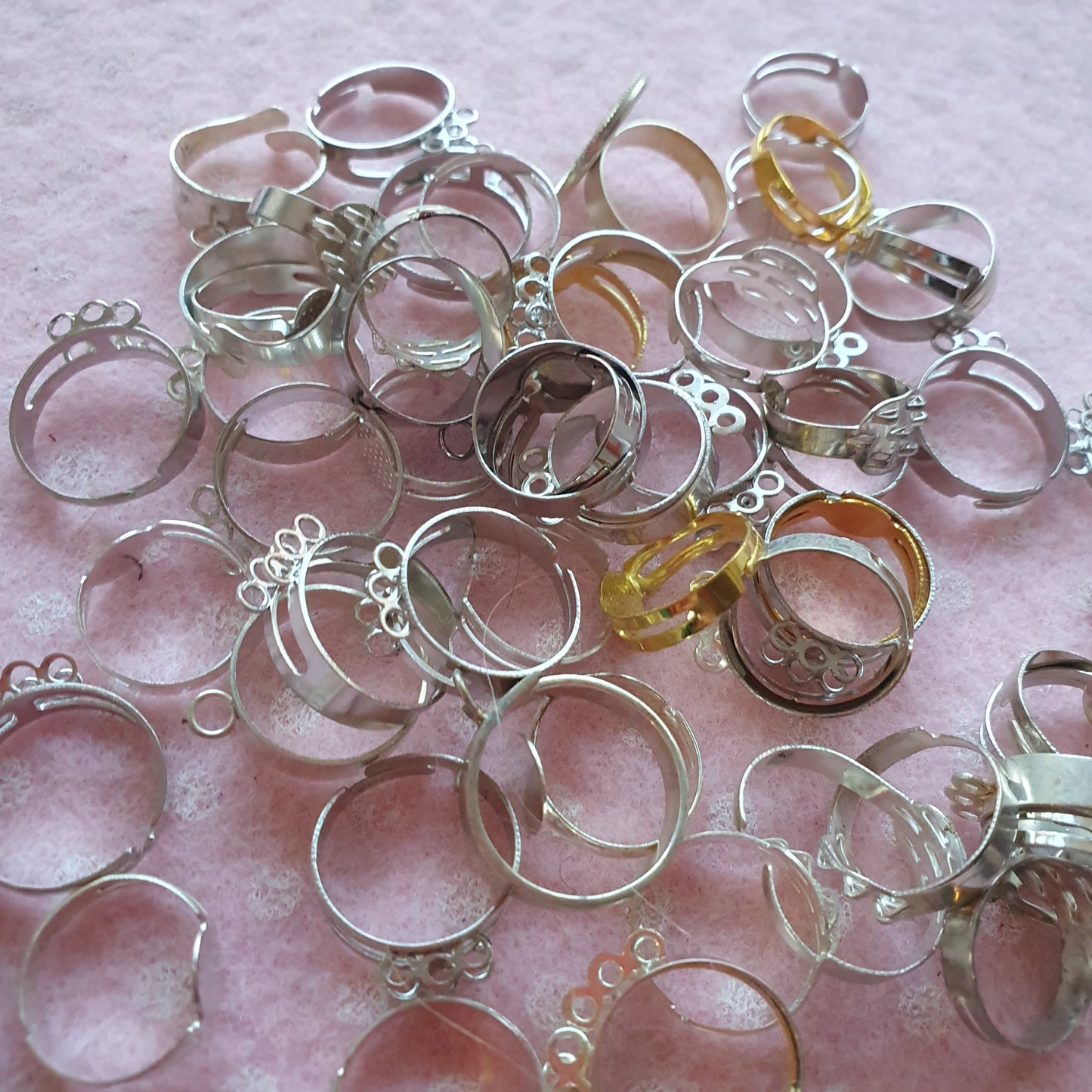 Bases for creating rings - mix 30 pieces
