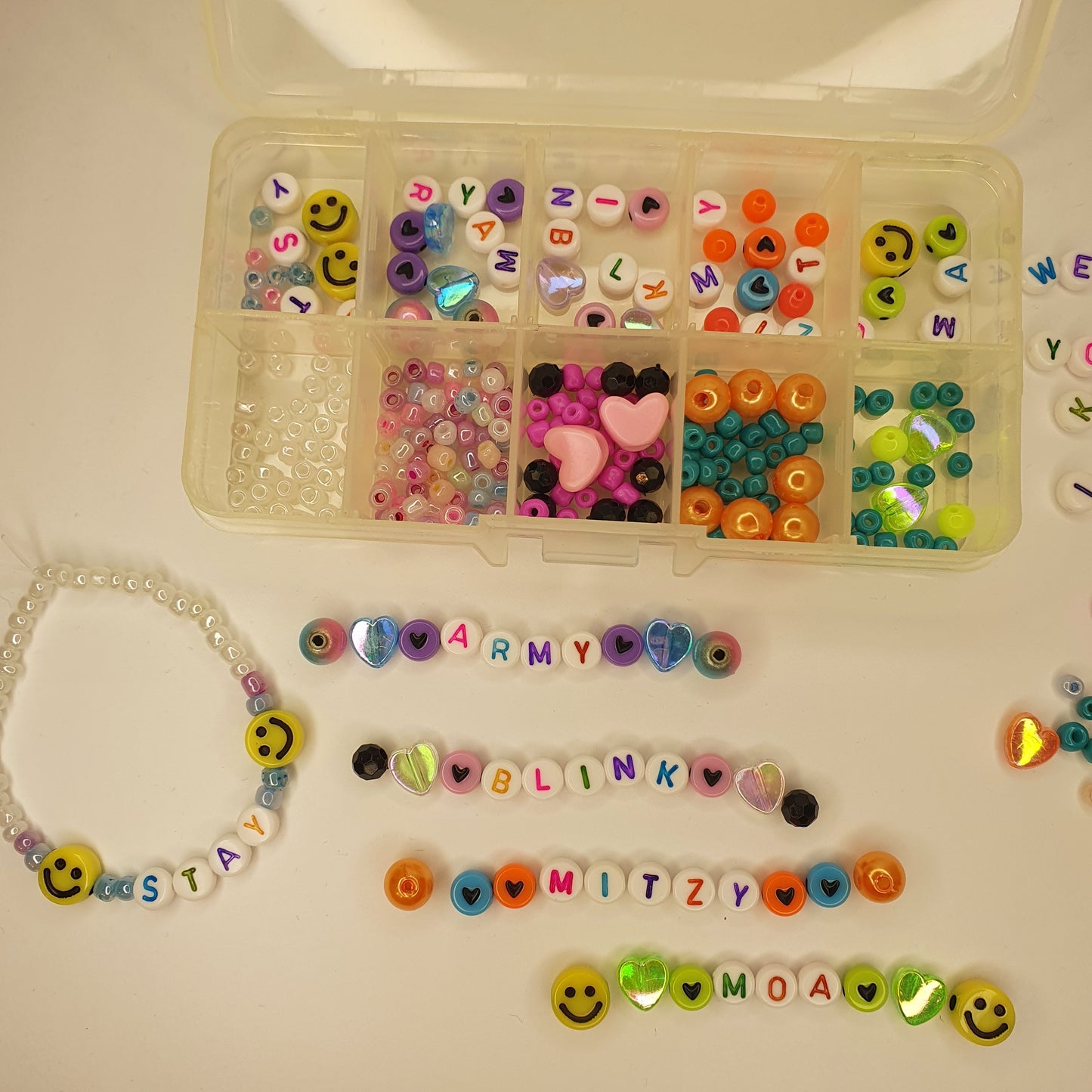 KIT PERLINE KPOP STAN: crea i bracciali dei tuoi idol coreani - rettangolare
