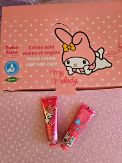 My Melody Pochette in peluche, crema mani e unghie