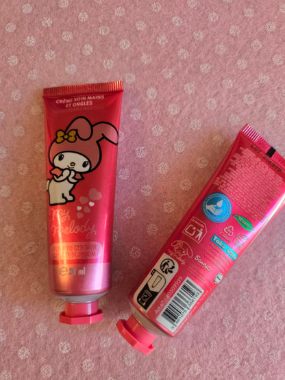 My Melody Pochette in peluche, crema mani e unghie