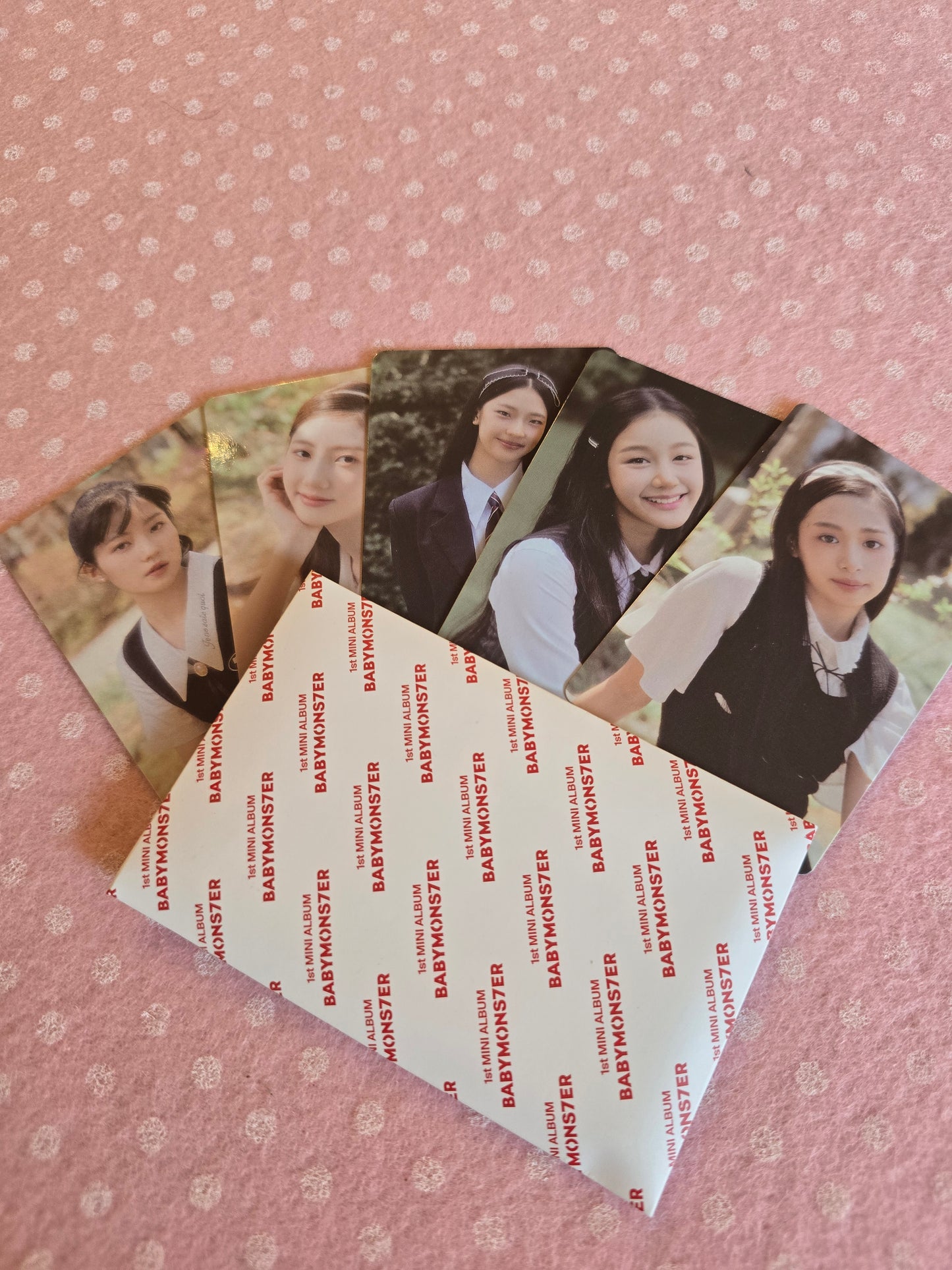 Uovo di Pasqua (gadget) Babymonster 2026 con PC ufficiale