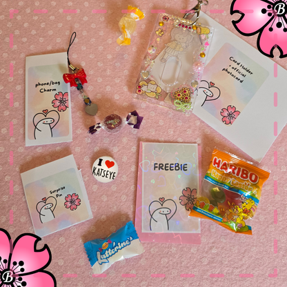 Uovo di Pasqua (gadget) Katseye 2026 con PC ufficiale